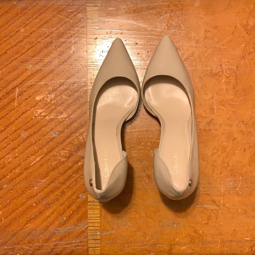 Calvin Klein heels sz 7